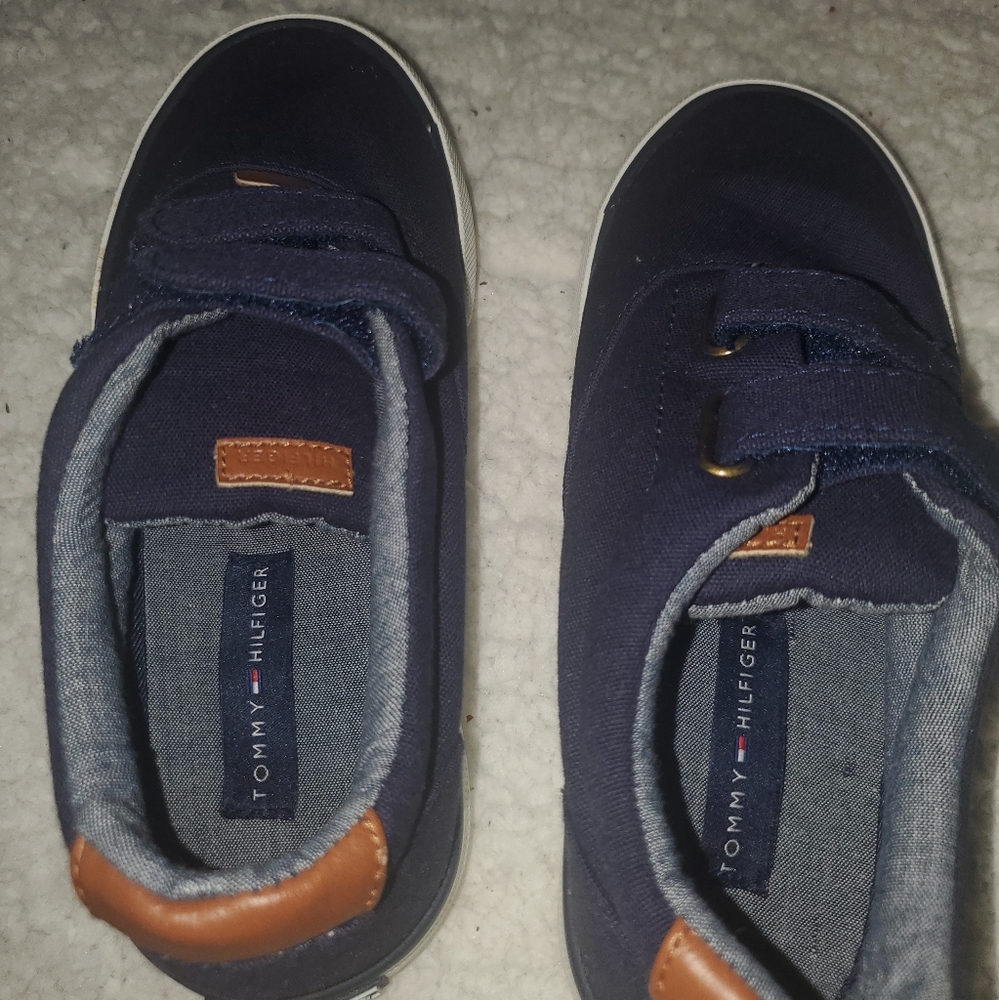 Boys Navy Blue velcro deck sneakers
